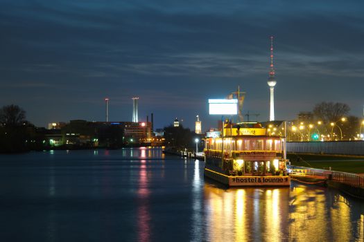 Eastern Comfort Hostel Boat