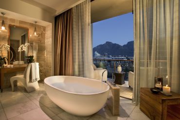 Luxury collection: 12 Places to Urban Honeymoon in Style