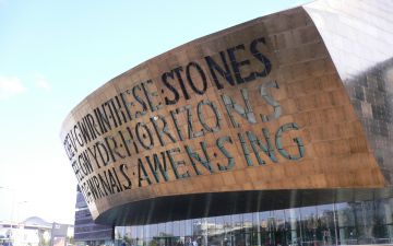 Cardiff travel guide