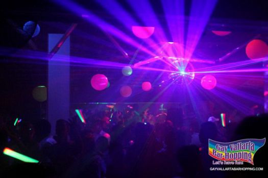 Gay Vallarta Bar Hopping Tour