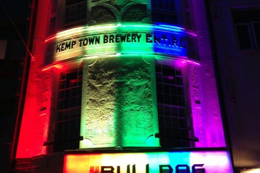 Munich Lesbian & Gay Nightlife, Bars & Clubs - ellgeeBE