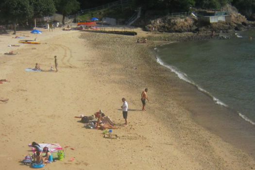 Middle Bay Beach, Hong Kong