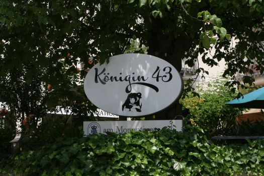 Königin 43