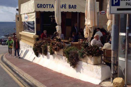 Grotta Bar