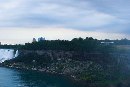 Niagara Falls, Toronto