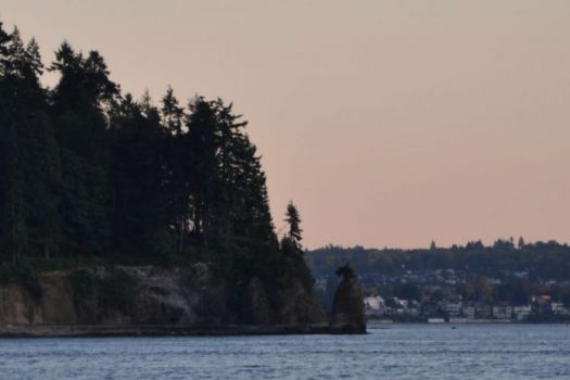 Ambleside Park Beach