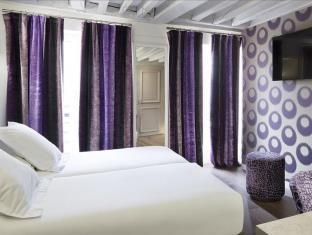 Small image of Hotel Jacques De Molay, Paris
