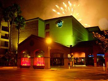 Hotel Menage, Los Angeles