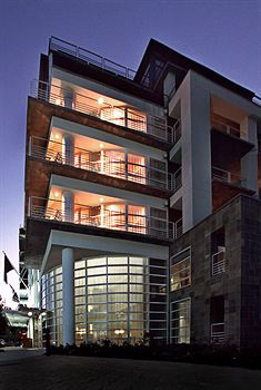 River's Edge Hotel & Spa